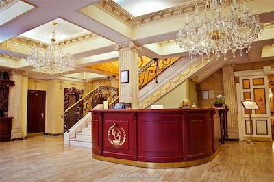 گلدن گاردن بوتیک هتل