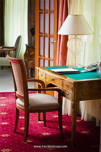 گلدن گاردن بوتیک هتل