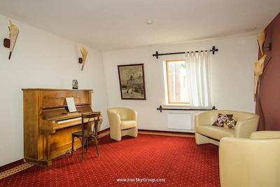 کارامازو هتل