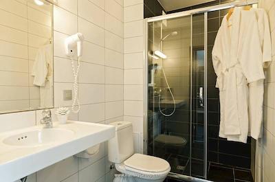 کارامازو هتل