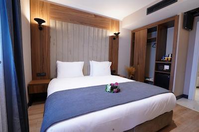 ماینو هتل تکسیم