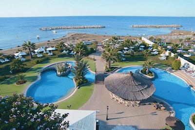 گلدن بی بیچ