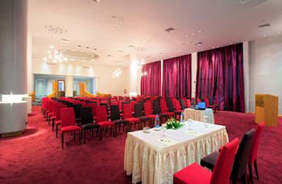 گلدن بی بیچ