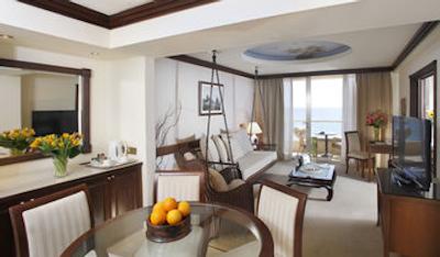 گلدن بی بیچ