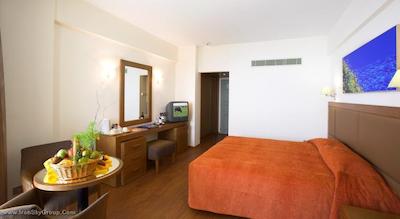 گلدن بی بیچ