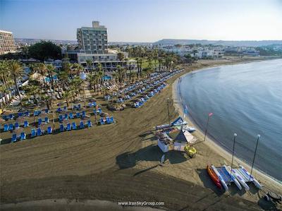 گلدن بی بیچ