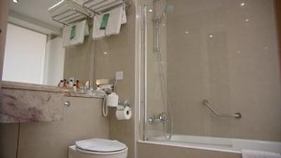 گلدن بی بیچ