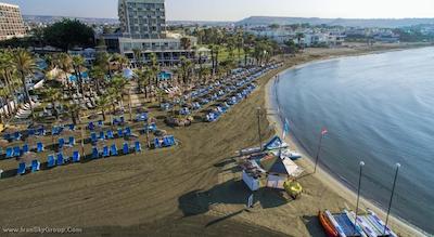 گلدن بی بیچ