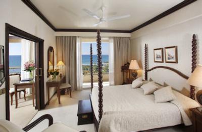 گلدن بی بیچ