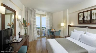 گلدن بی بیچ