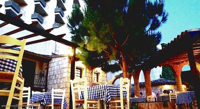 گلدن بی بیچ