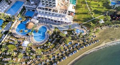 گلدن بی بیچ