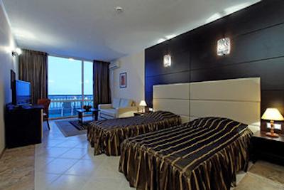 کلیاکرا پالاس