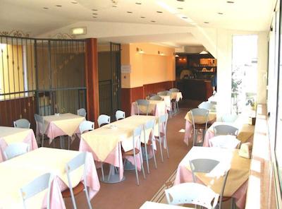 ایبیس ستیلس میلانو سنترو