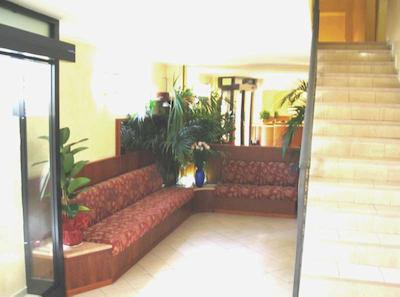 ایبیس ستیلس میلانو سنترو