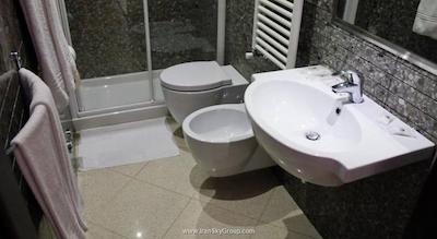 ایبیس ستیلس میلانو سنترو