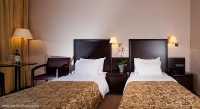 ایزمایلوو بتا