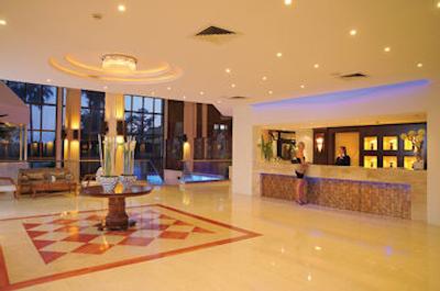 لیاس بیچ هتل اند کانتری کلاب