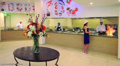 لیاس بیچ هتل اند کانتری کلاب