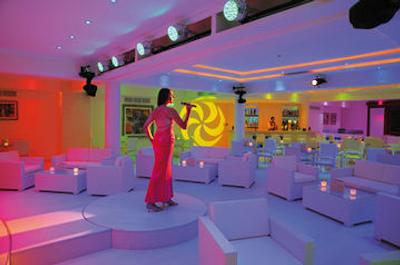 لیاس بیچ هتل اند کانتری کلاب