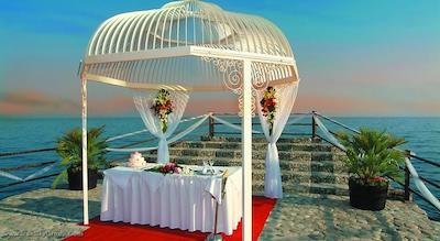 لیاس بیچ هتل اند کانتری کلاب