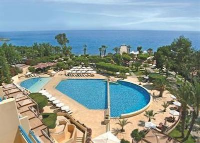 لیاس بیچ هتل اند کانتری کلاب