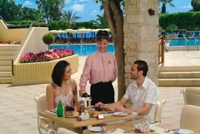 لیاس بیچ هتل اند کانتری کلاب