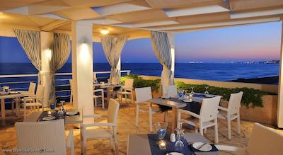 لیاس بیچ هتل اند کانتری کلاب