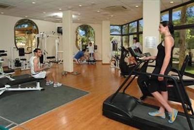 لیاس بیچ هتل اند کانتری کلاب