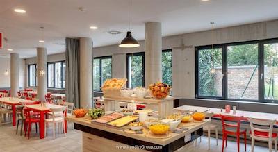 مینینگر هتل وین داونتاون فرانز