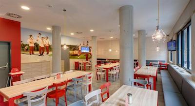 مینینگر هتل وین داونتاون فرانز