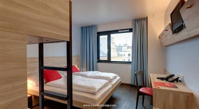 مینینگر هتل وین داونتاون فرانز