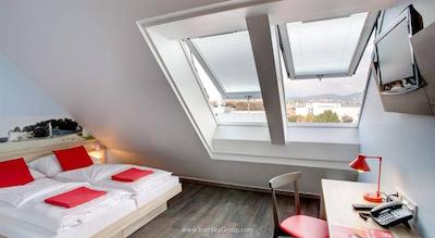 مینینگر هتل وین داونتاون فرانز