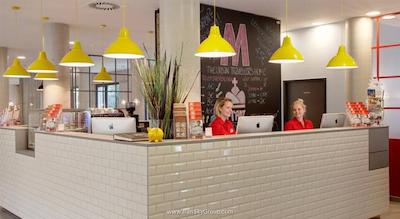 مینینگر هتل وین داونتاون فرانز