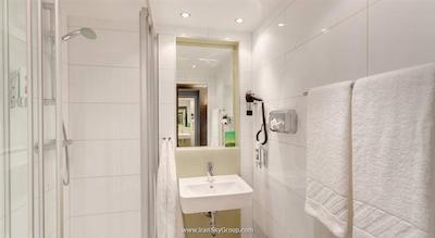 مینینگر هتل وین داونتاون فرانز