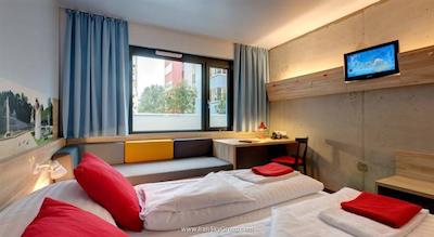 مینینگر هتل وین داونتاون فرانز