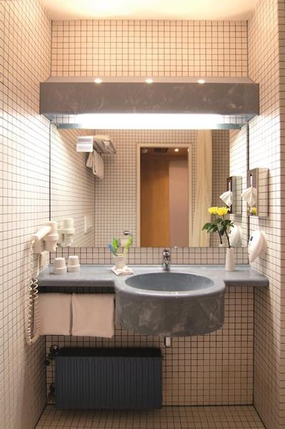 دراگ لیوینقتل کایسر فرانز ژوزف وین