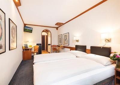 دراگ لیوینقتل کایسر فرانز ژوزف وین