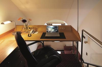 دراگ لیوینقتل کایسر فرانز ژوزف وین