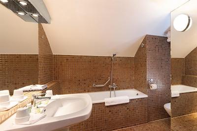 دراگ لیوینقتل کایسر فرانز ژوزف وین