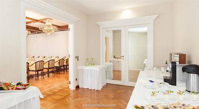 دراگ لیوینقتل کایسر فرانز ژوزف وین