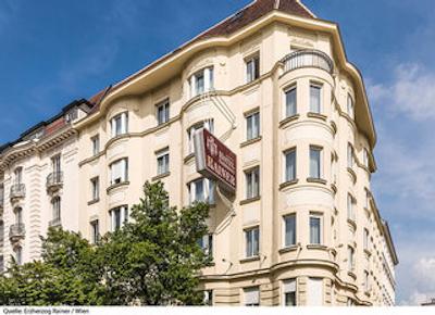 ارژرزگ راینر