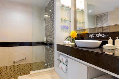 انگسانا لاگونا پوکت