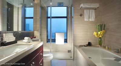 اکوود پریمیر گوانگجو