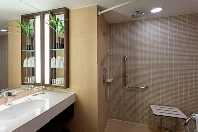 هالیدی این ریزورت پوکت