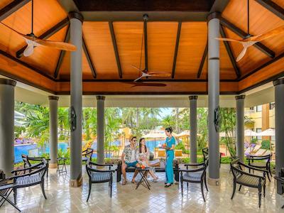 هالیدی این ریزورت پوکت