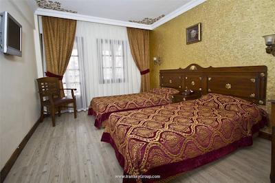 کاستا بیتژن هتل