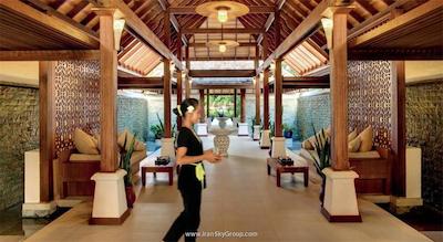 هایدوی بیچ ریزورت اند سپا