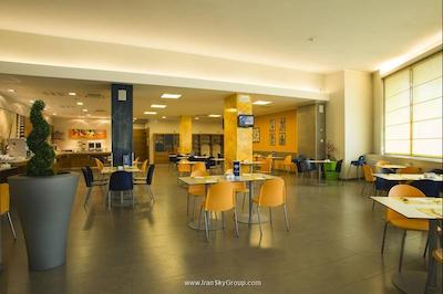 هالیدی این اکسپرس میلان مالپنسا ایرپورت