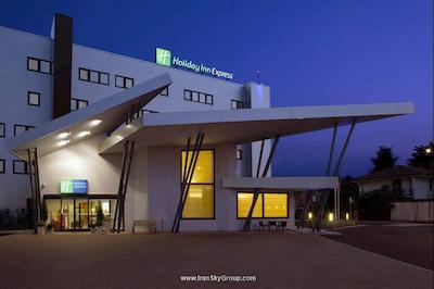 هالیدی این اکسپرس میلان مالپنسا ایرپورت